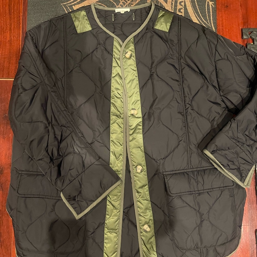 New York & Company Black and Green Quilted Jacket